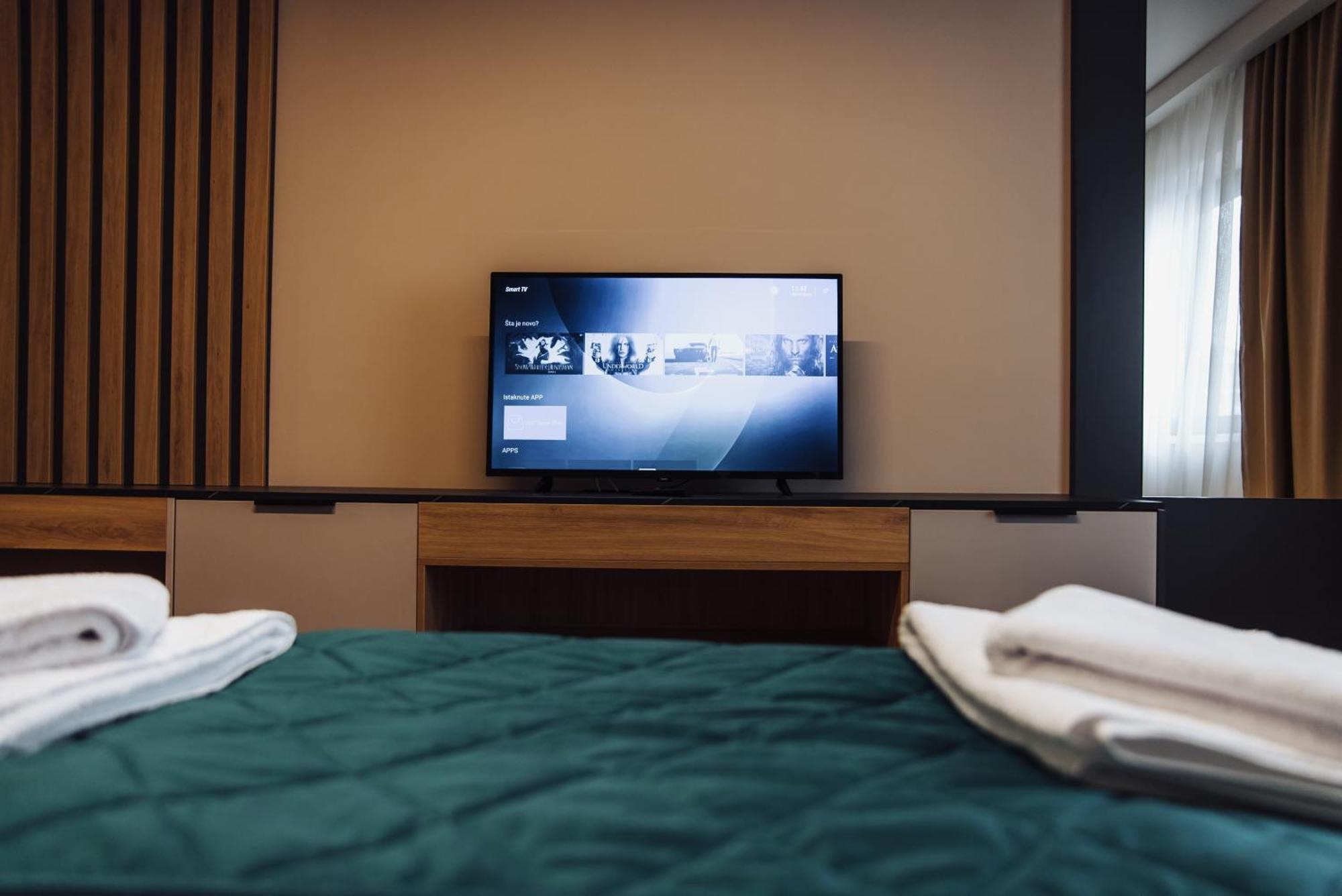 Hotel Brcko Gas Sarajevo Lukavica Zewnętrze zdjęcie